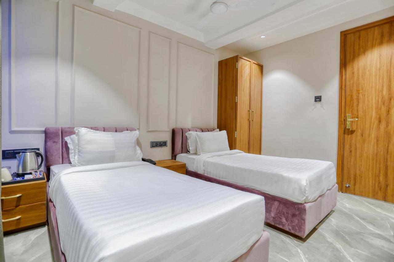 Hotel Pavilion อินดอร์ ภายนอก รูปภาพ