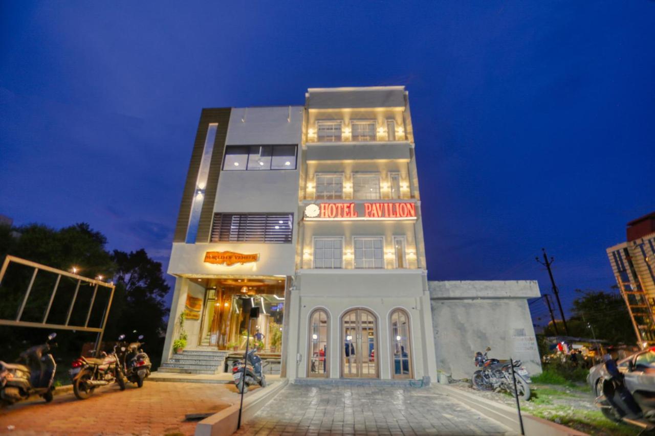 Hotel Pavilion อินดอร์ ภายนอก รูปภาพ